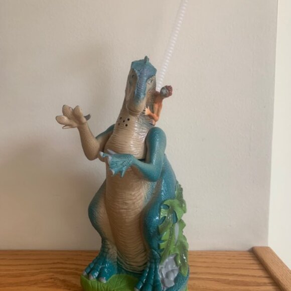 Vintage 2000 Walt Disney Dinosaur Movie Talking Aladar Shaped Sipper Straw Cup - Picture 1 of 6